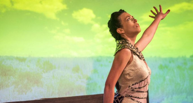 soprano Cristin Colvin performing