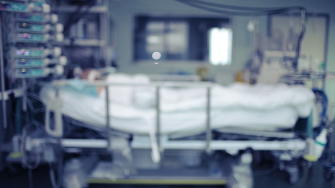 patient on life support